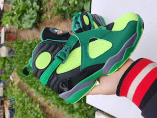 Air Jordan 8 Retro-19