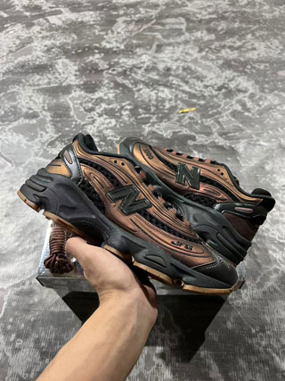 New Balance 1000