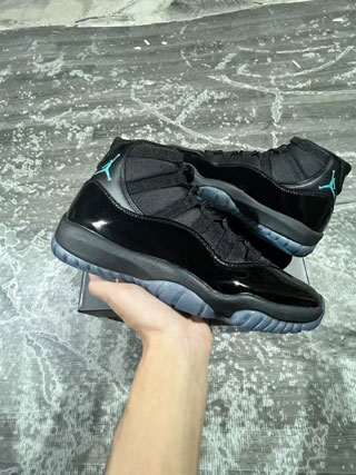 Air Jordan 11 Women Retro