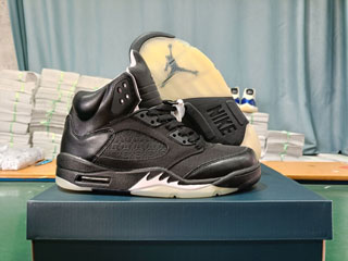 Air Jordan 5 Retro
