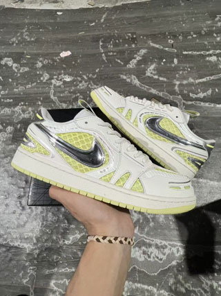 Air Jordan 1 Retro-118